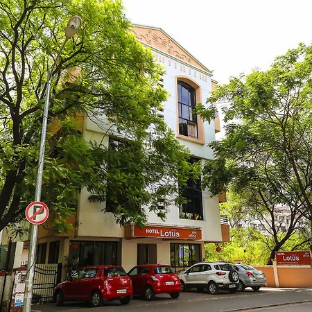 Hotel Lotus Pune Bagian luar foto