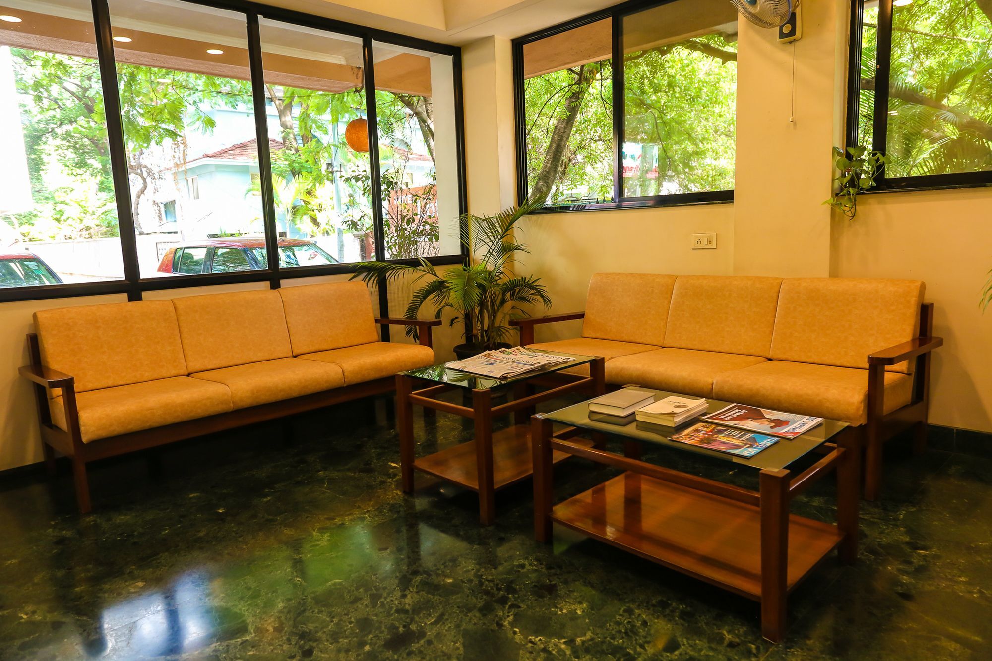 Hotel Lotus Pune Bagian luar foto