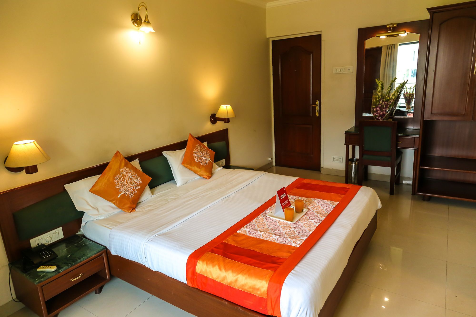 Hotel Lotus Pune Bagian luar foto